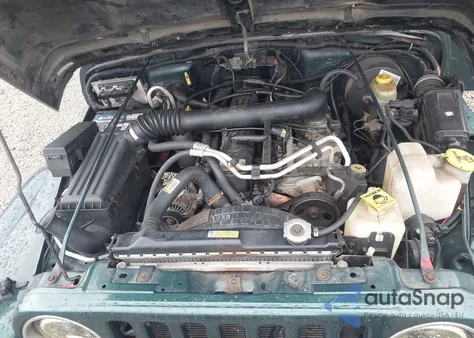 2000 Jeep Wrangler Sahara from USA, damaged, VIN 1J4FA59S5YP700649